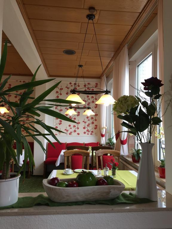 Thermen Hotel Pension Villa Holstein Bad Salzuflen Exteriör bild