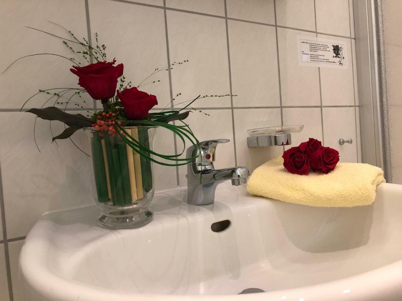 Thermen Hotel Pension Villa Holstein Bad Salzuflen Exteriör bild