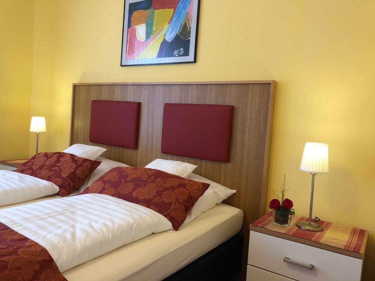 Thermen Hotel Pension Villa Holstein Bad Salzuflen Exteriör bild